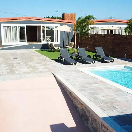 Villas Turisticas Del Noroeste Villanueva De Arosa Exterior photo